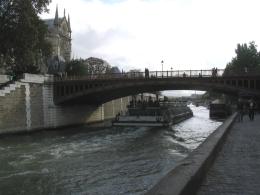 thumbs/18-Notre-Dame-Seine.jpg